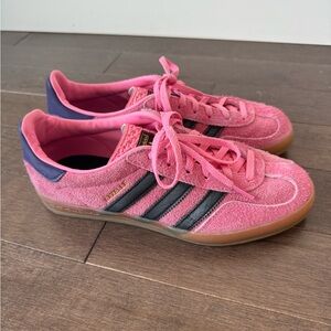 Pink Adidas Gazelle Indoor women’s Bliss Pink